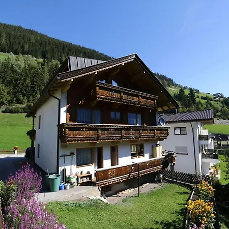 In Near Slopes, Cleaning Included Mayrhofen